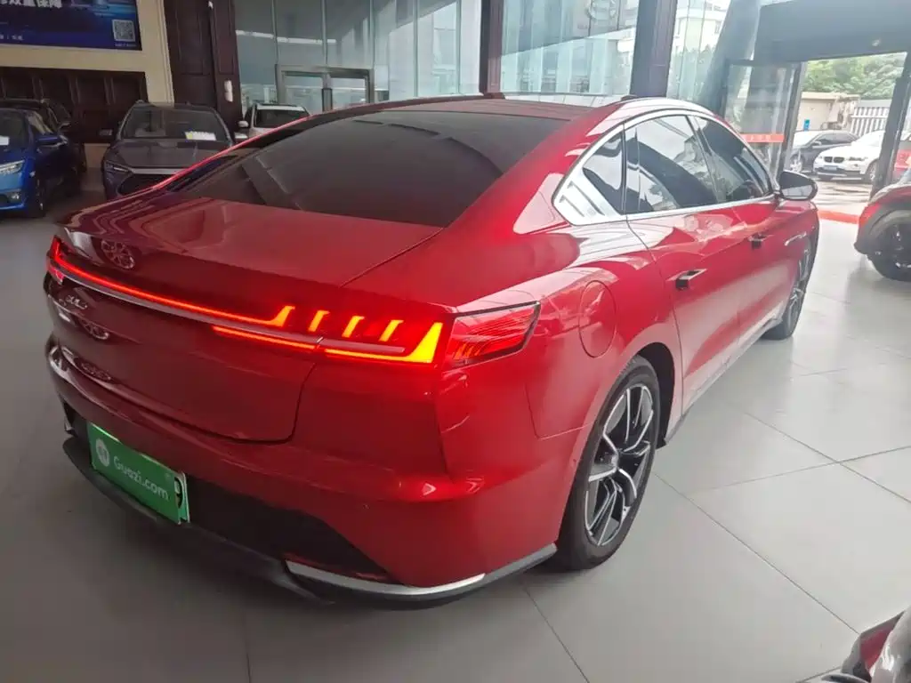 BYD Han — миниатюра 7
