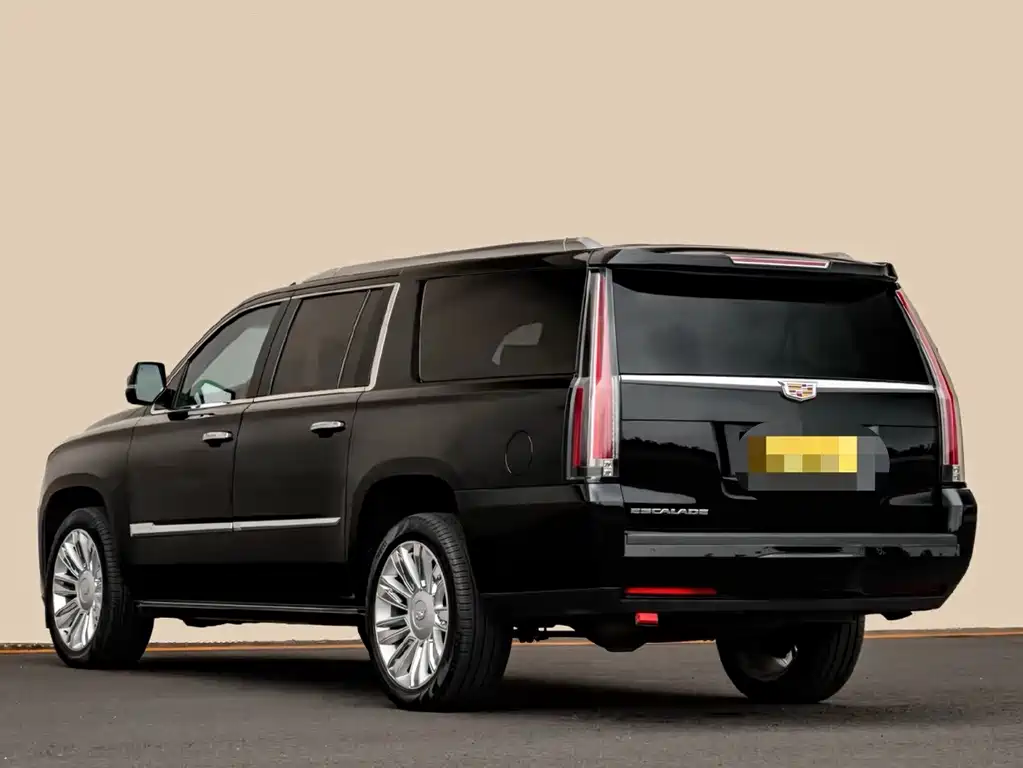 Cadillac Escalade — миниатюра 6