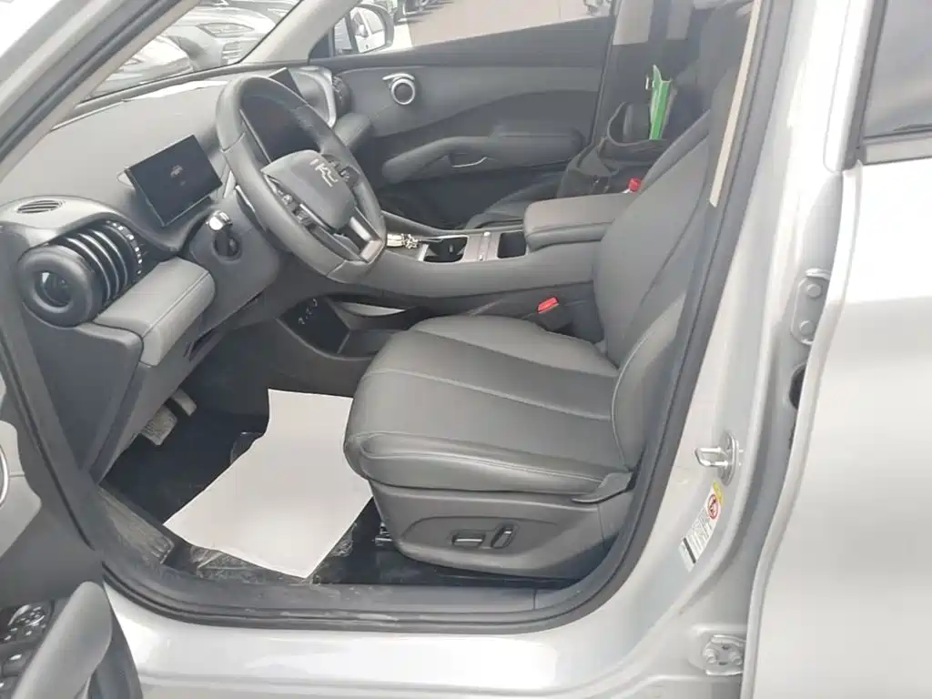 BYD Yuan Plus — миниатюра 15