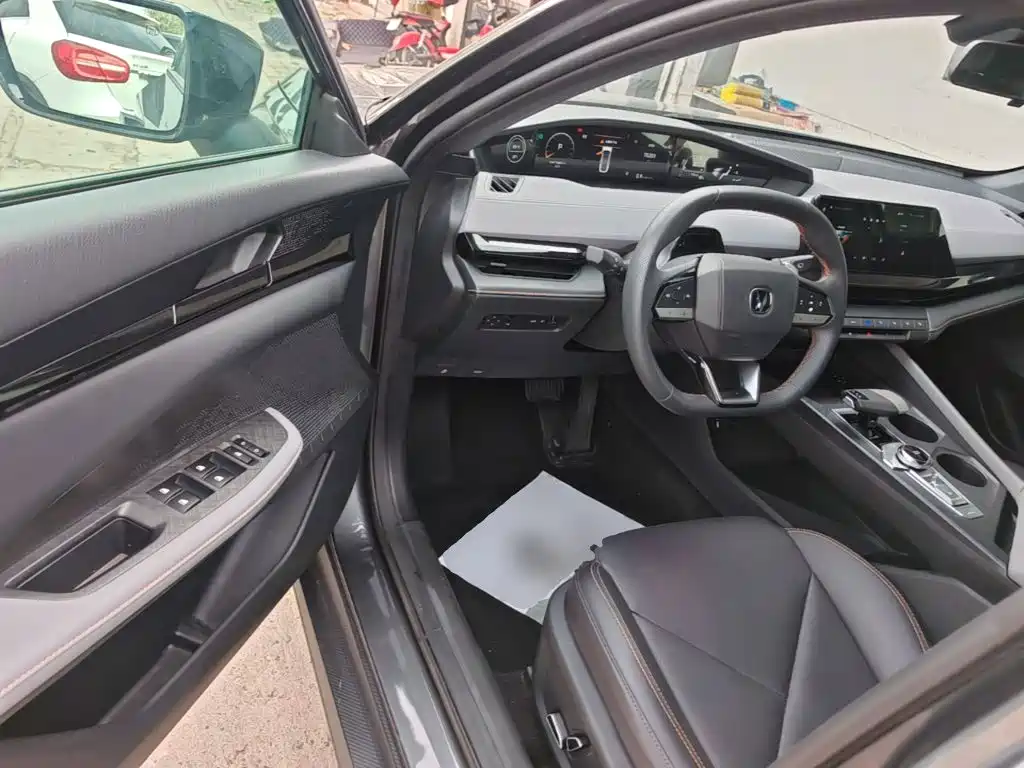 Changan UNI-V — миниатюра 16