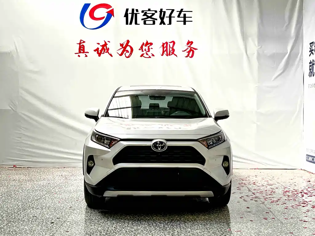Toyota RAV4 — миниатюра 2