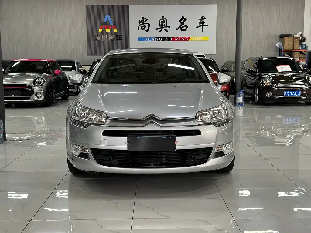 Citroen C5 2011 2.3L AT Luxury