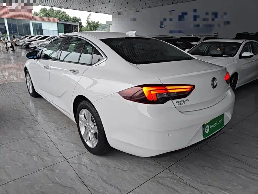 Buick Regal — миниатюра 5