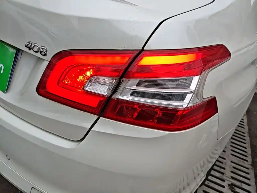 Peugeot 408 — миниатюра 8