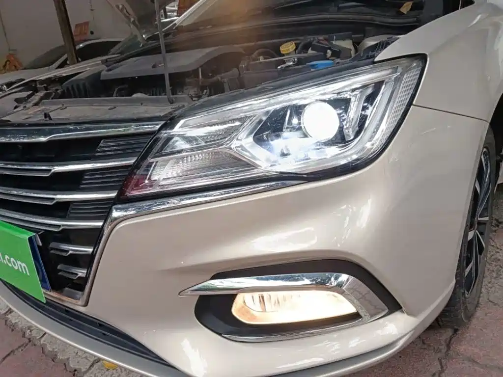Roewe i5 — миниатюра 24