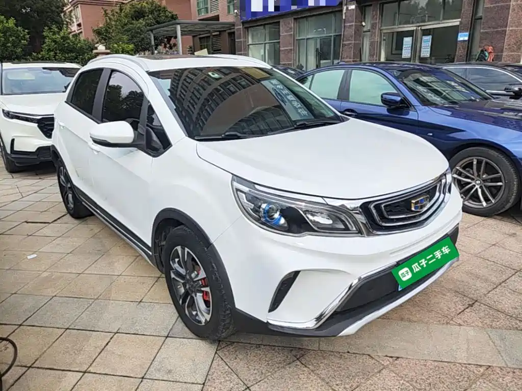 Geely Vision X3 — миниатюра 4