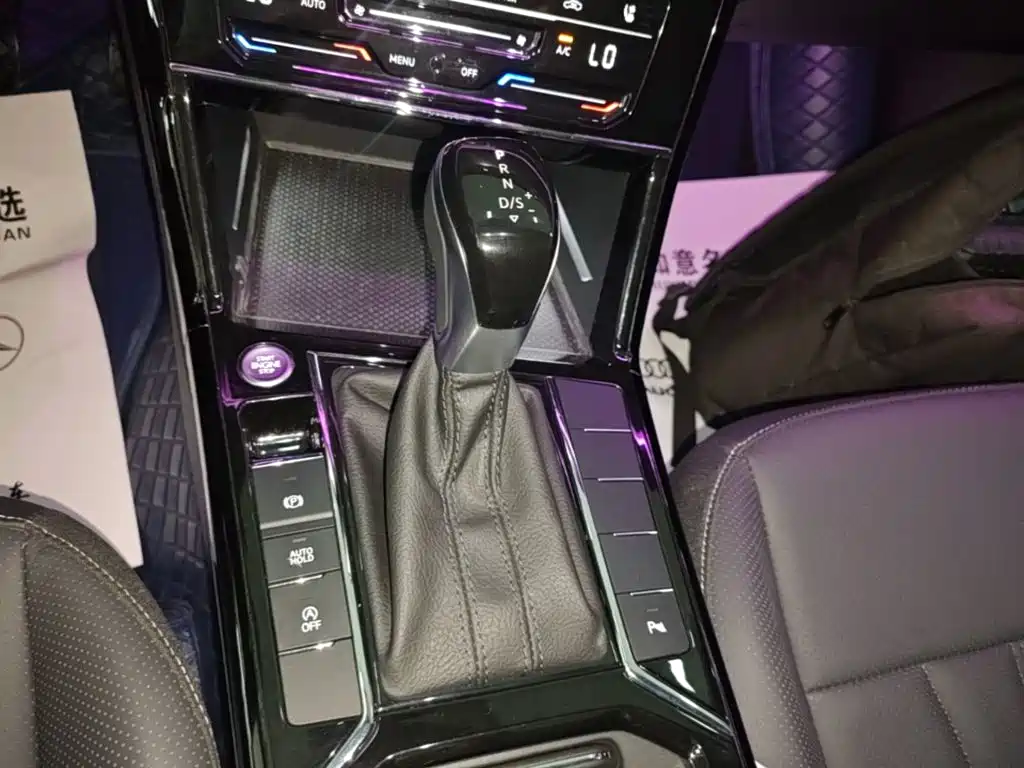 Volkswagen Passat — миниатюра 14
