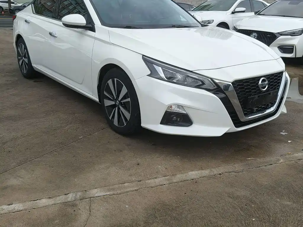 Nissan Teana — миниатюра 3