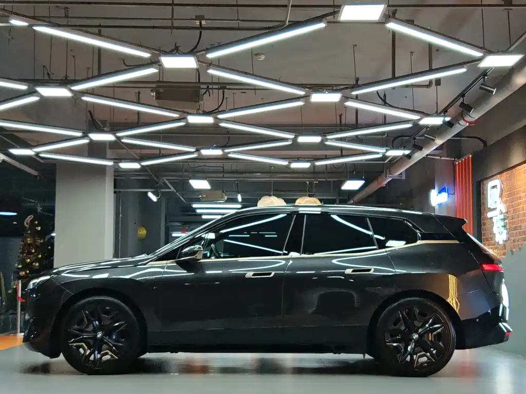 BMW BMW iX M60 — миниатюра 8