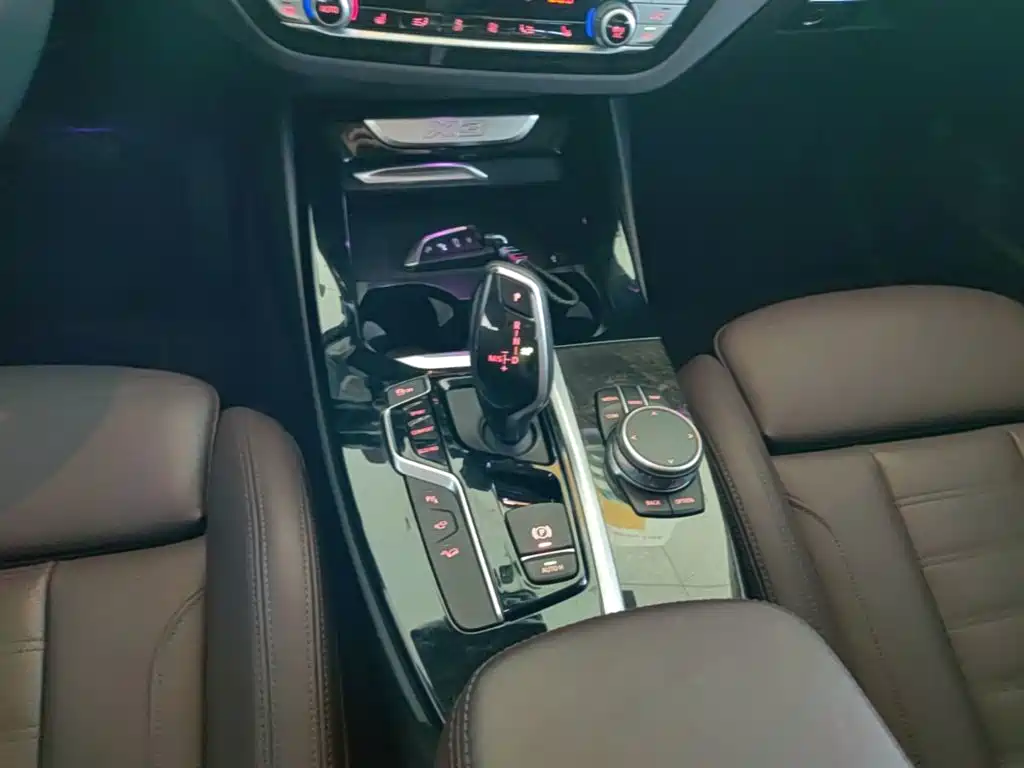 BMW X3 — миниатюра 14