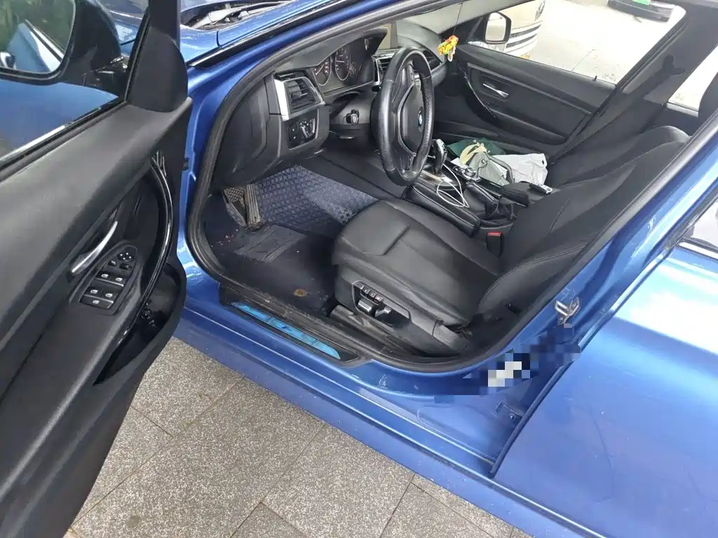 BMW 3 Series — миниатюра 14