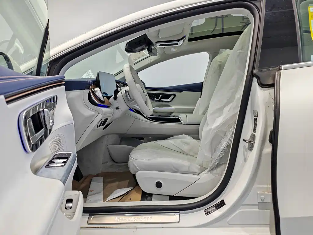 Mercedes-Benz EQE — миниатюра 11