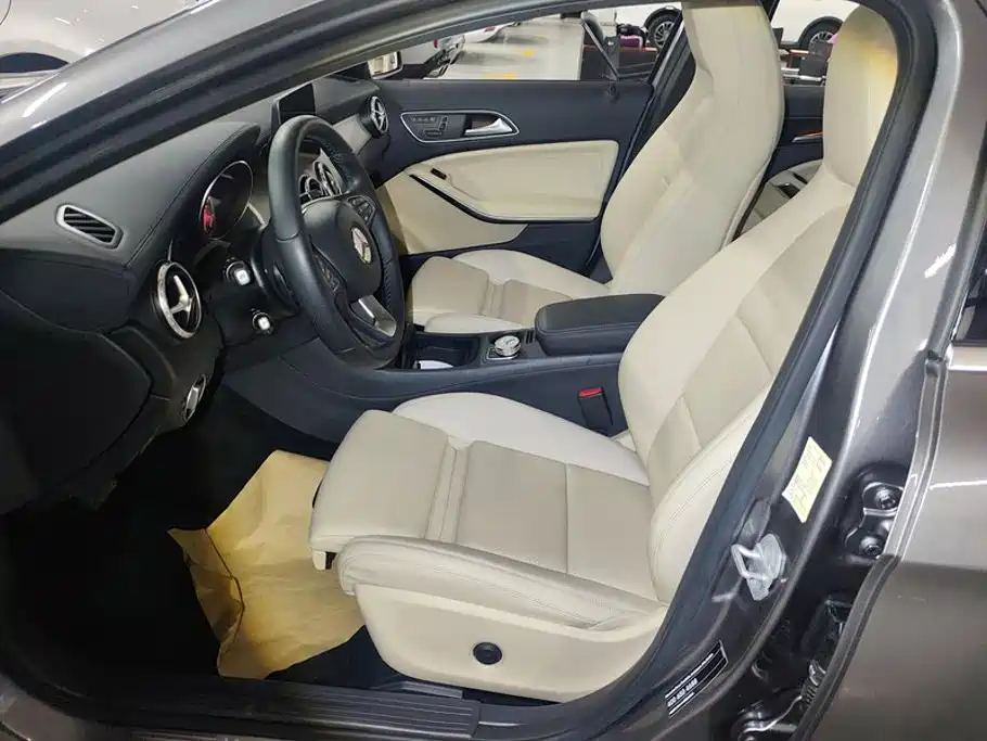 Mercedes-Benz GLA — миниатюра 9