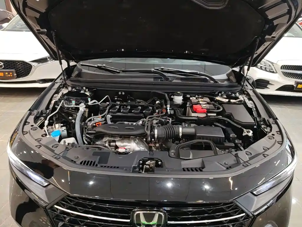 Honda Accord — миниатюра 20