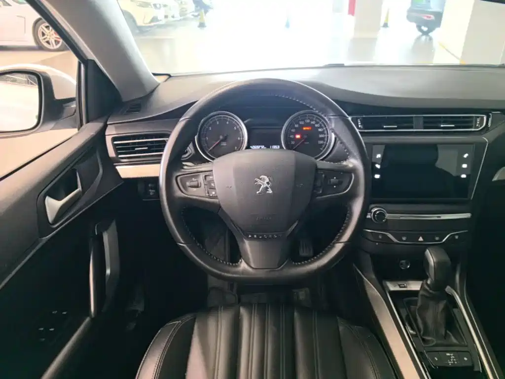 Peugeot 408 — миниатюра 15