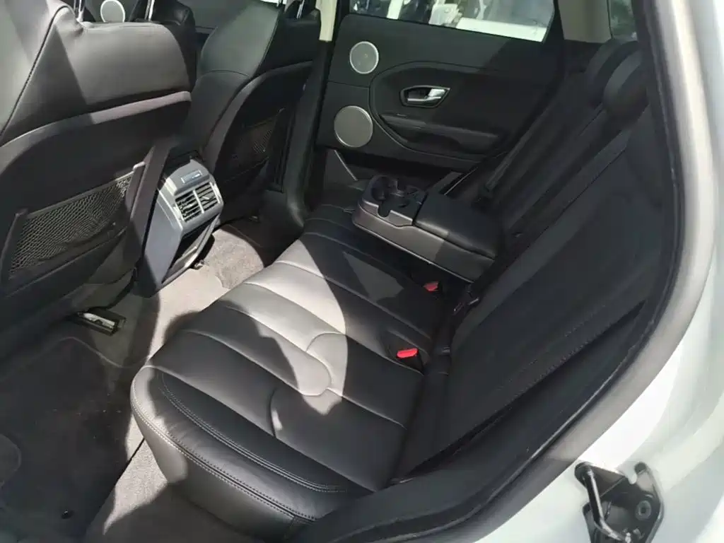 Land Rover Evoque — миниатюра 17