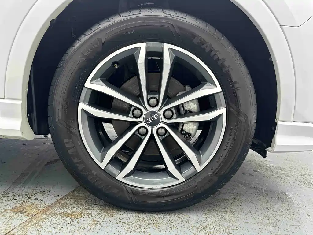 Audi Q3 2022 35 TFSI
