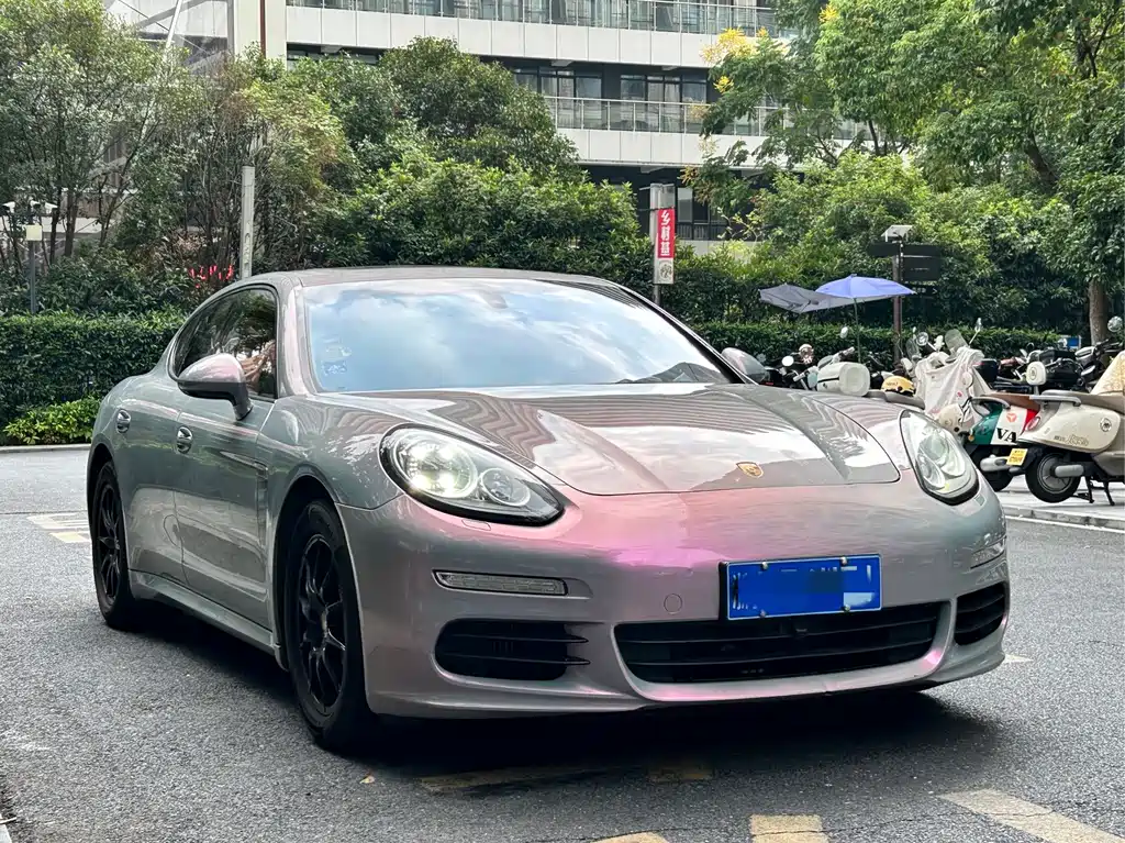 Porsche Panamera — миниатюра 3