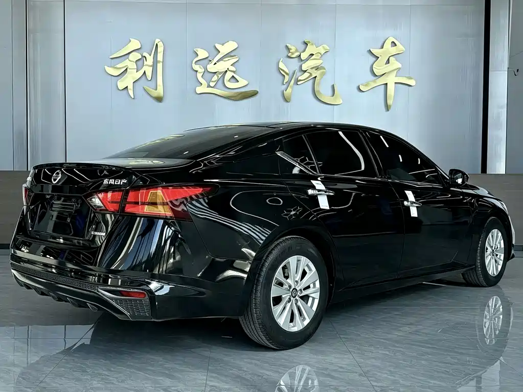 Nissan Teana — миниатюра 13