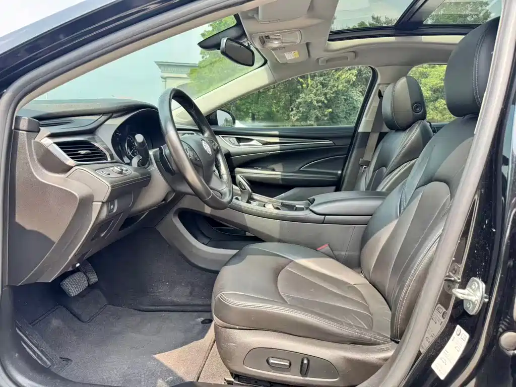 Buick LaCrosse — миниатюра 4
