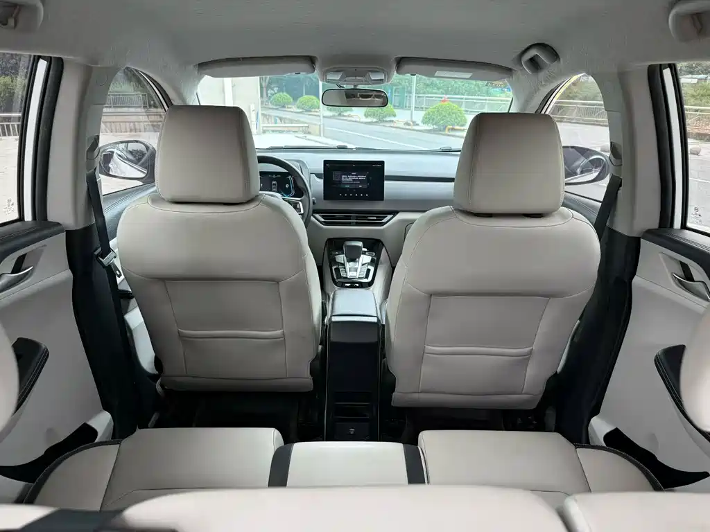 BYD Yuan Pro — миниатюра 9