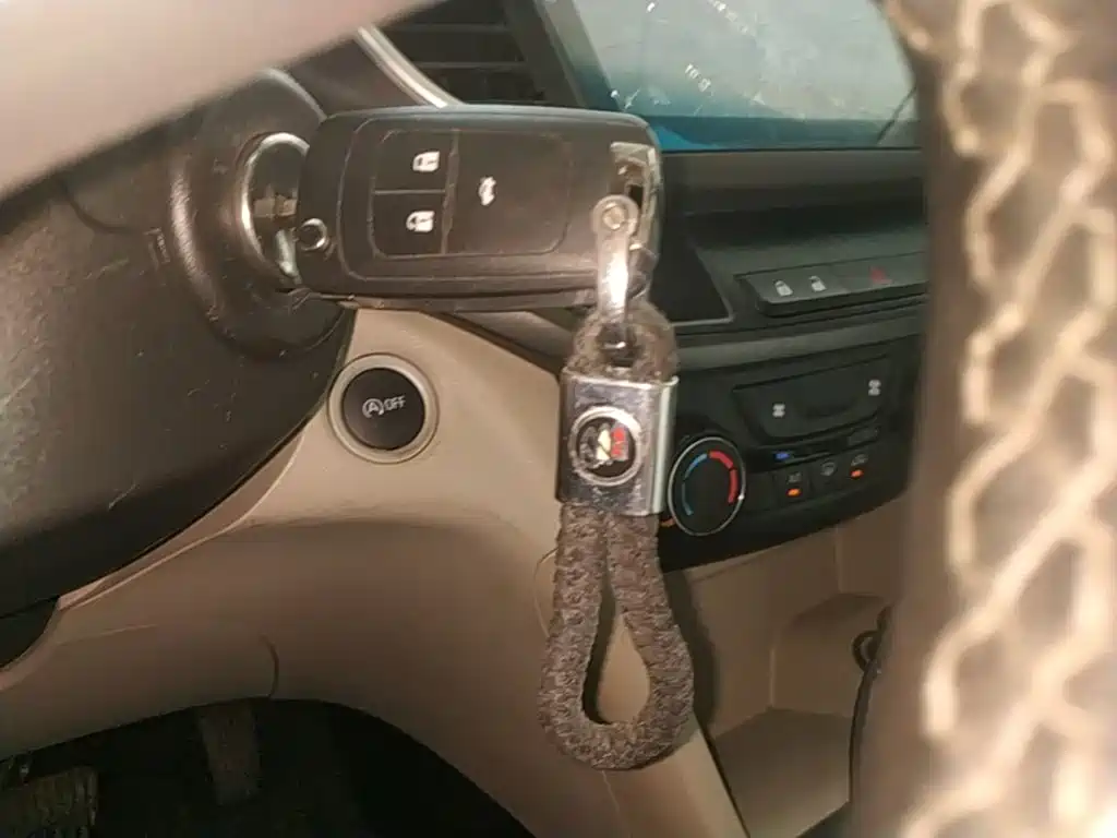 Buick Excelle — миниатюра 9