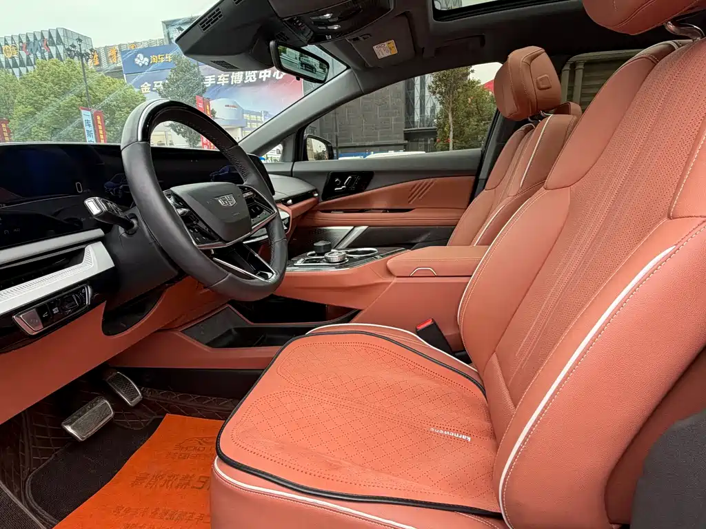 Cadillac IQ — миниатюра 15