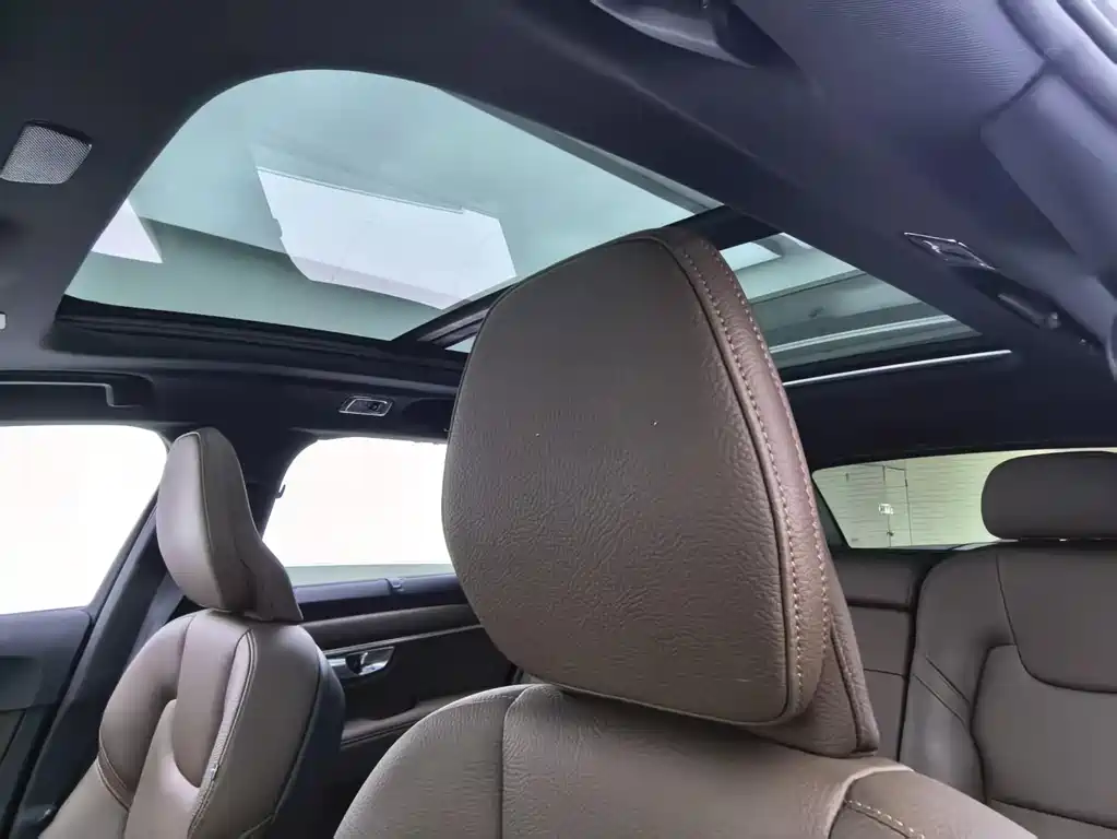 Volvo V90 — миниатюра 22