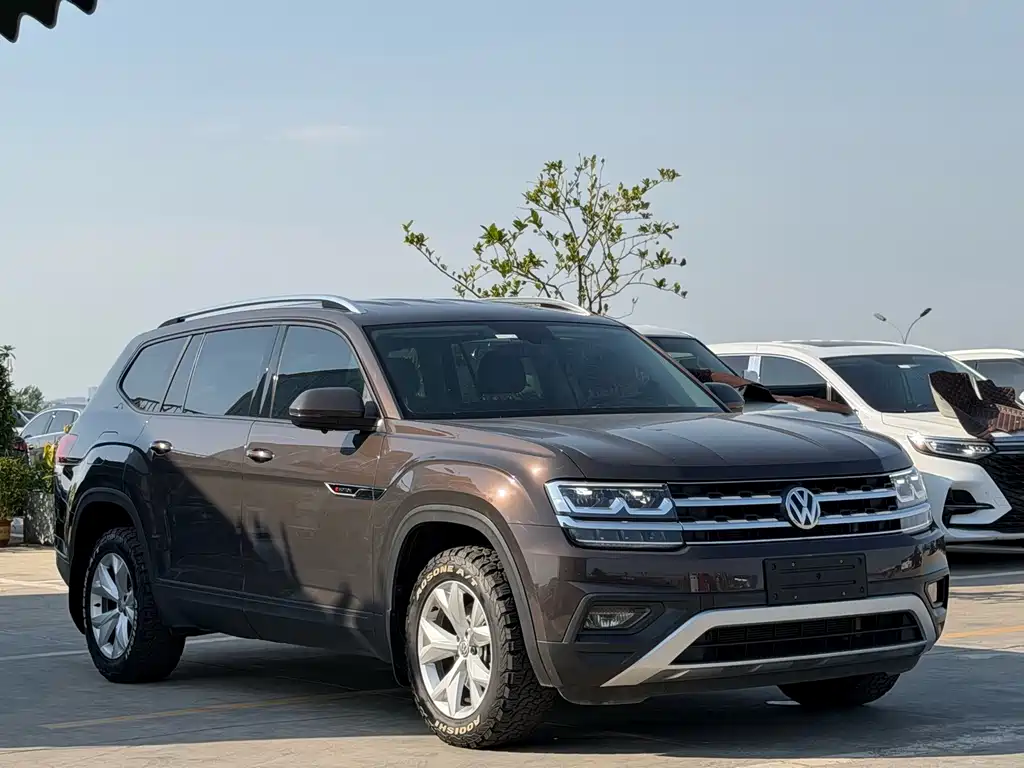 Volkswagen Teramont — миниатюра 3
