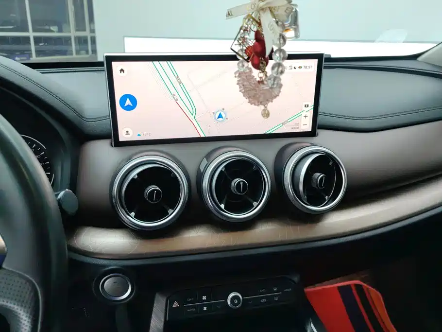 Wey Wey VV5 — миниатюра 13