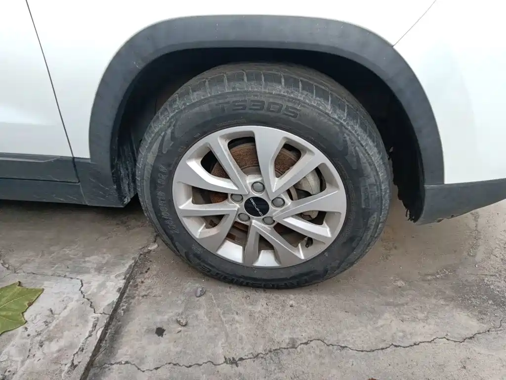 BAIC X3 — миниатюра 24