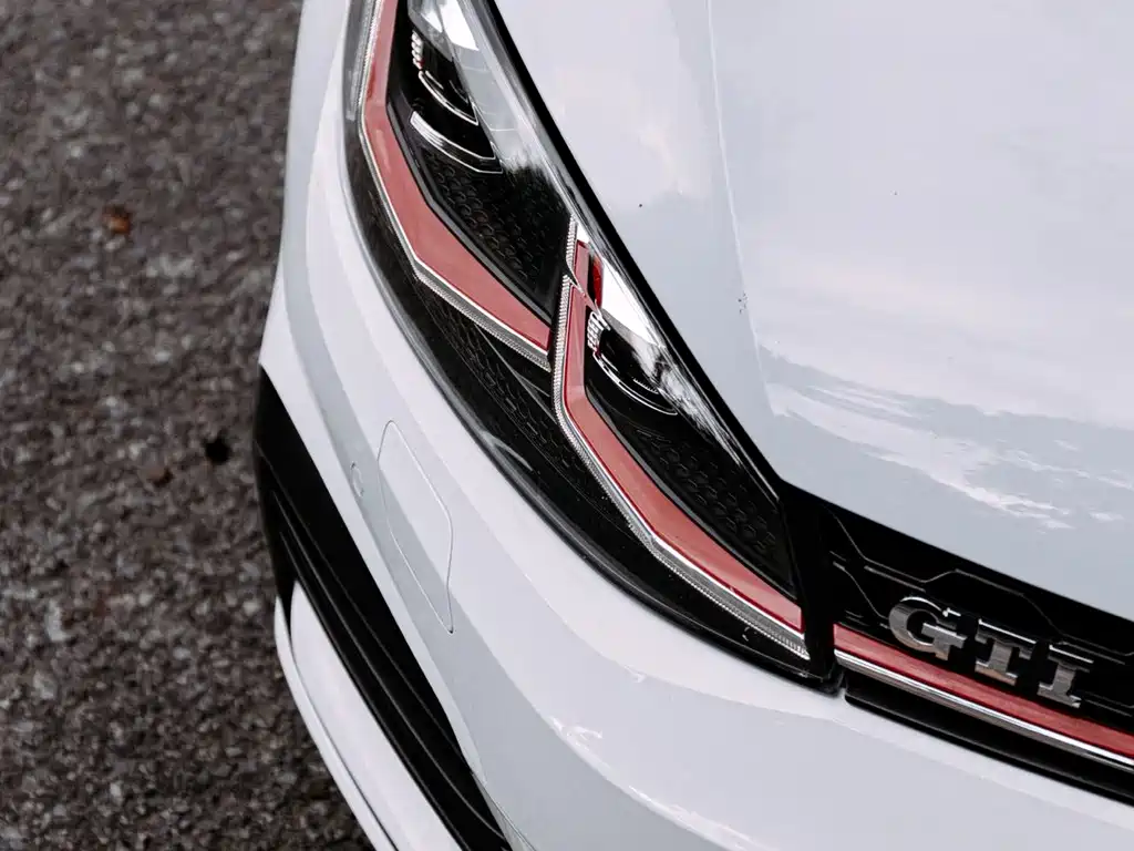 Volkswagen Golf GTI — миниатюра 3