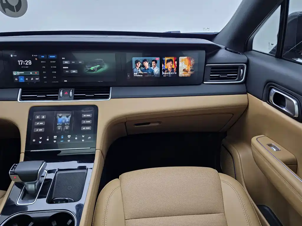 Li Auto Li ONE — миниатюра 15