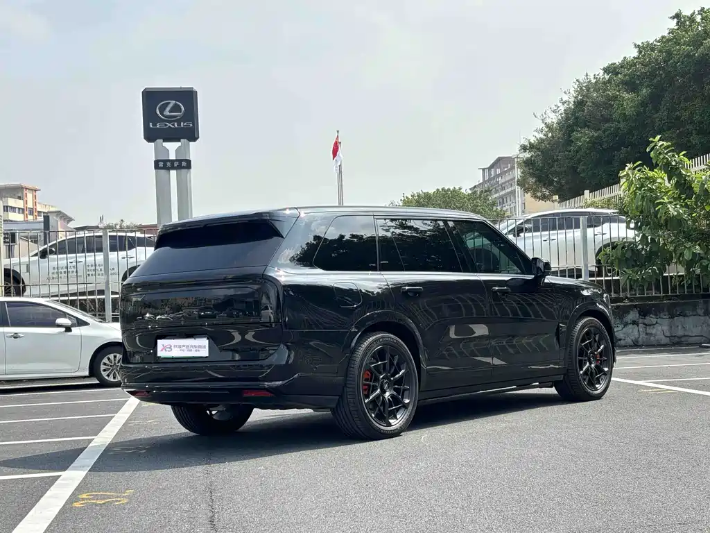 Zeekr 9X — миниатюра 9