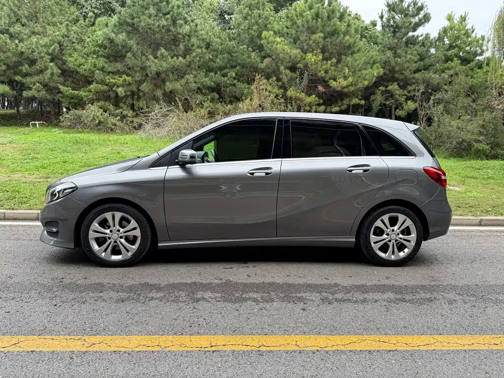 Mercedes-Benz B-Class — миниатюра 3