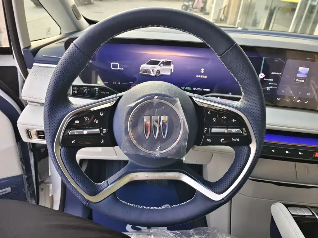 BUICK GL8 NEW ENERGY