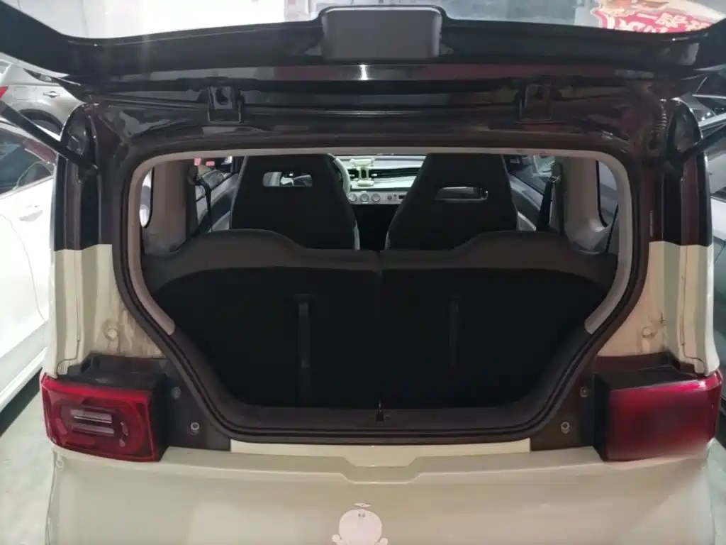 Wuling MINIEV — миниатюра 19