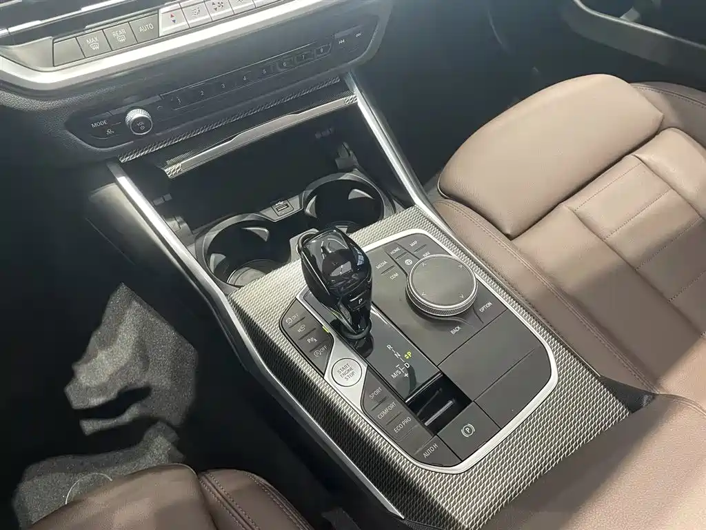 BMW 3 Series — миниатюра 16