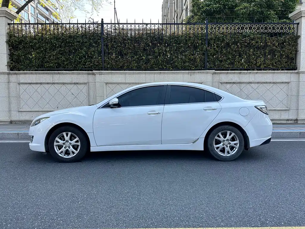 Mazda Ruiyi 2.0L Auto Elite Edition, фото 3