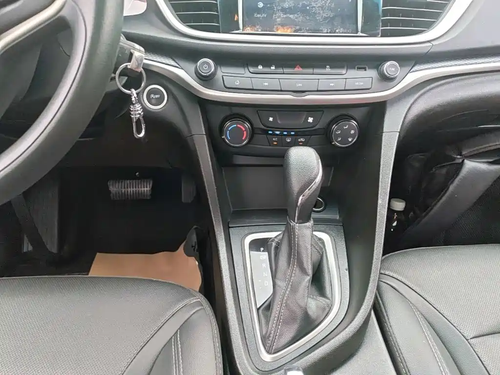 Buick Excelle — миниатюра 14