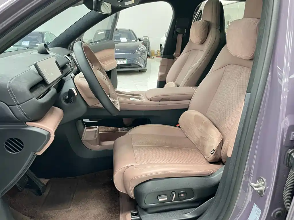 NIO EC6 — миниатюра 8