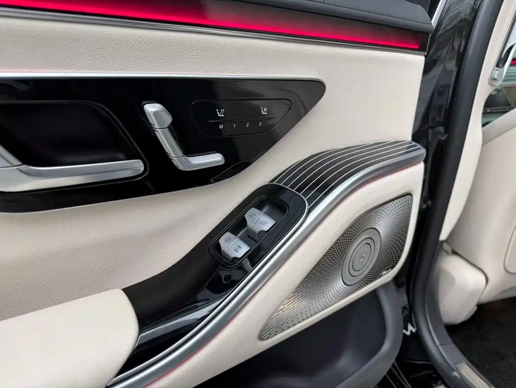 Mercedes-Benz S-Class New Energy — миниатюра 11