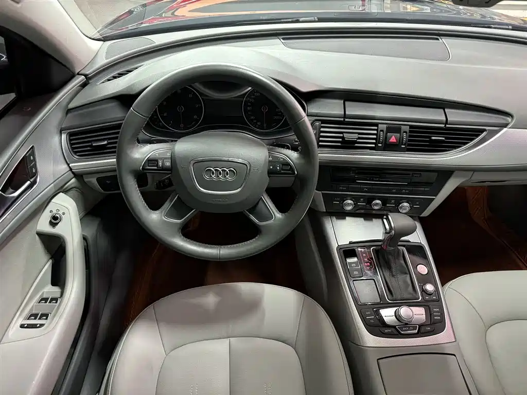 Audi A6L 2012 TFSI Comfort