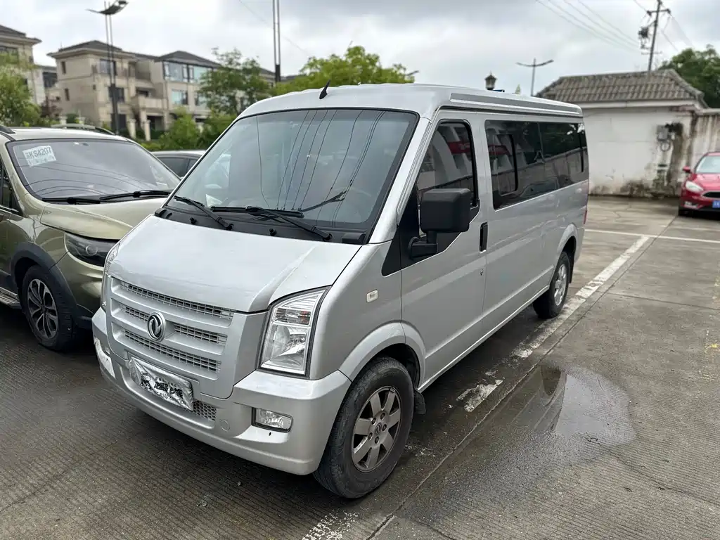 Купить DFSK C37