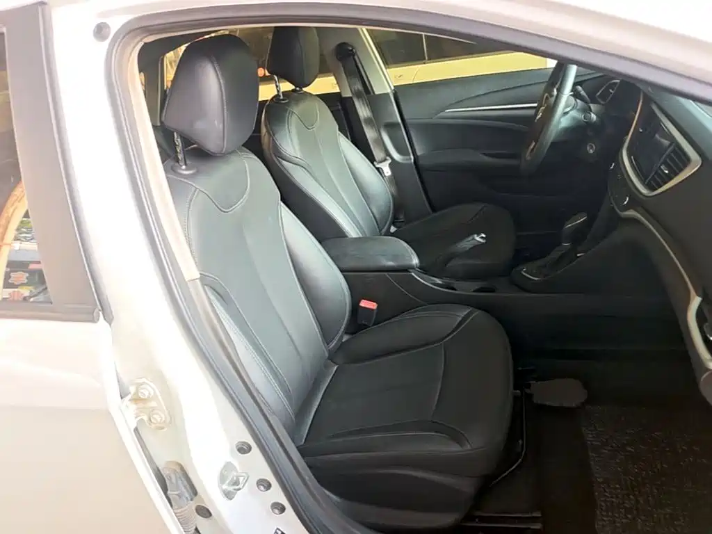 Buick Excelle — миниатюра 25