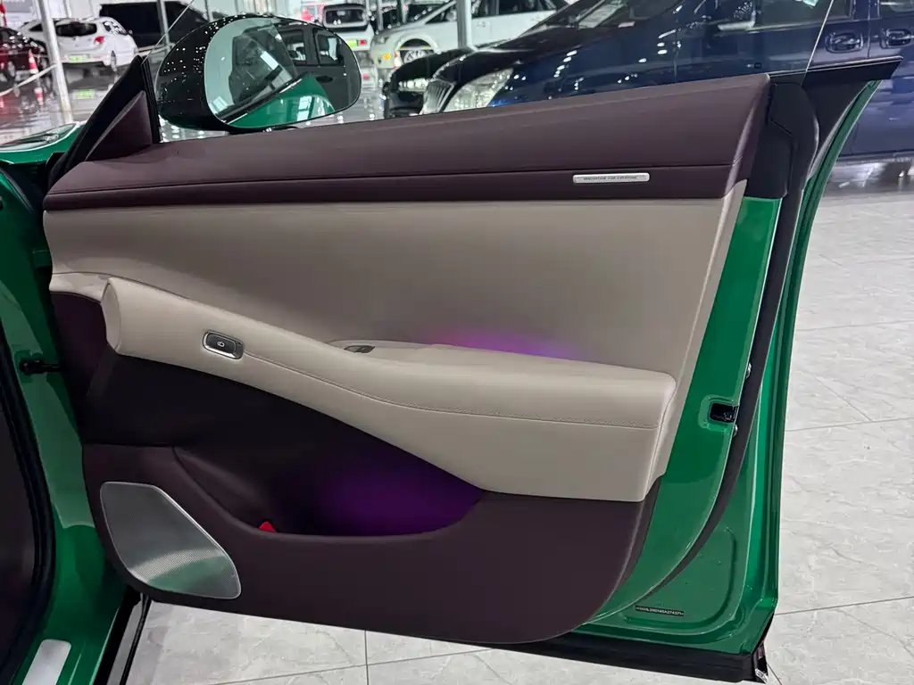 XIAOMI CAR XIAOMI YU7