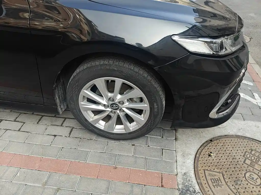 Toyota Camry — миниатюра 24