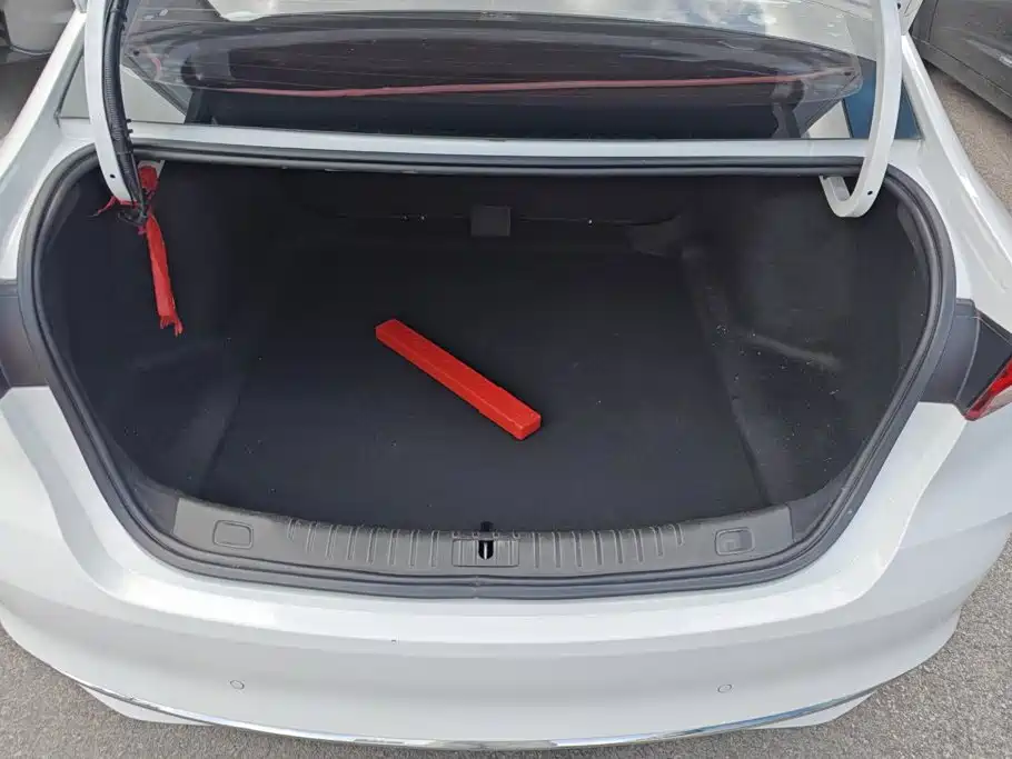 Buick Verano — миниатюра 4