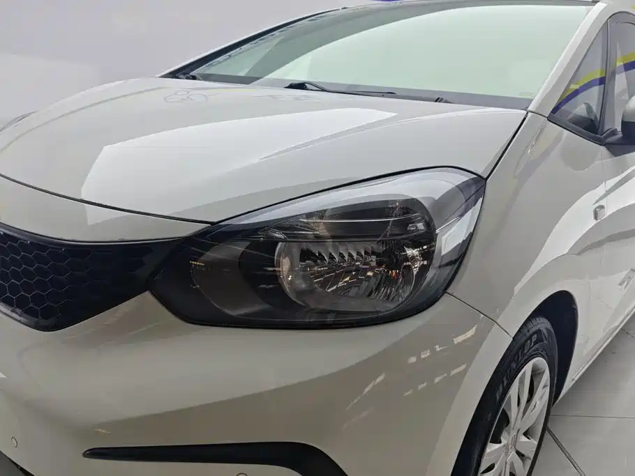 Honda Fit — миниатюра 5