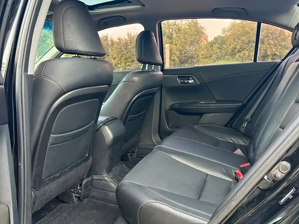 Honda Accord — миниатюра 7